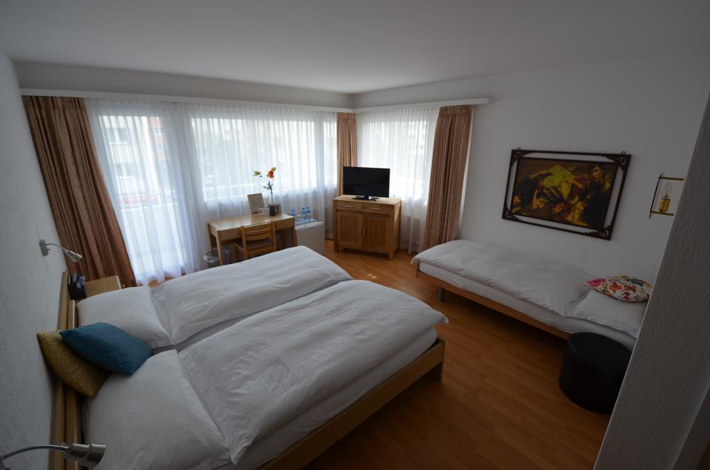 City Hotel ヴェッティンゲン エクステリア 写真