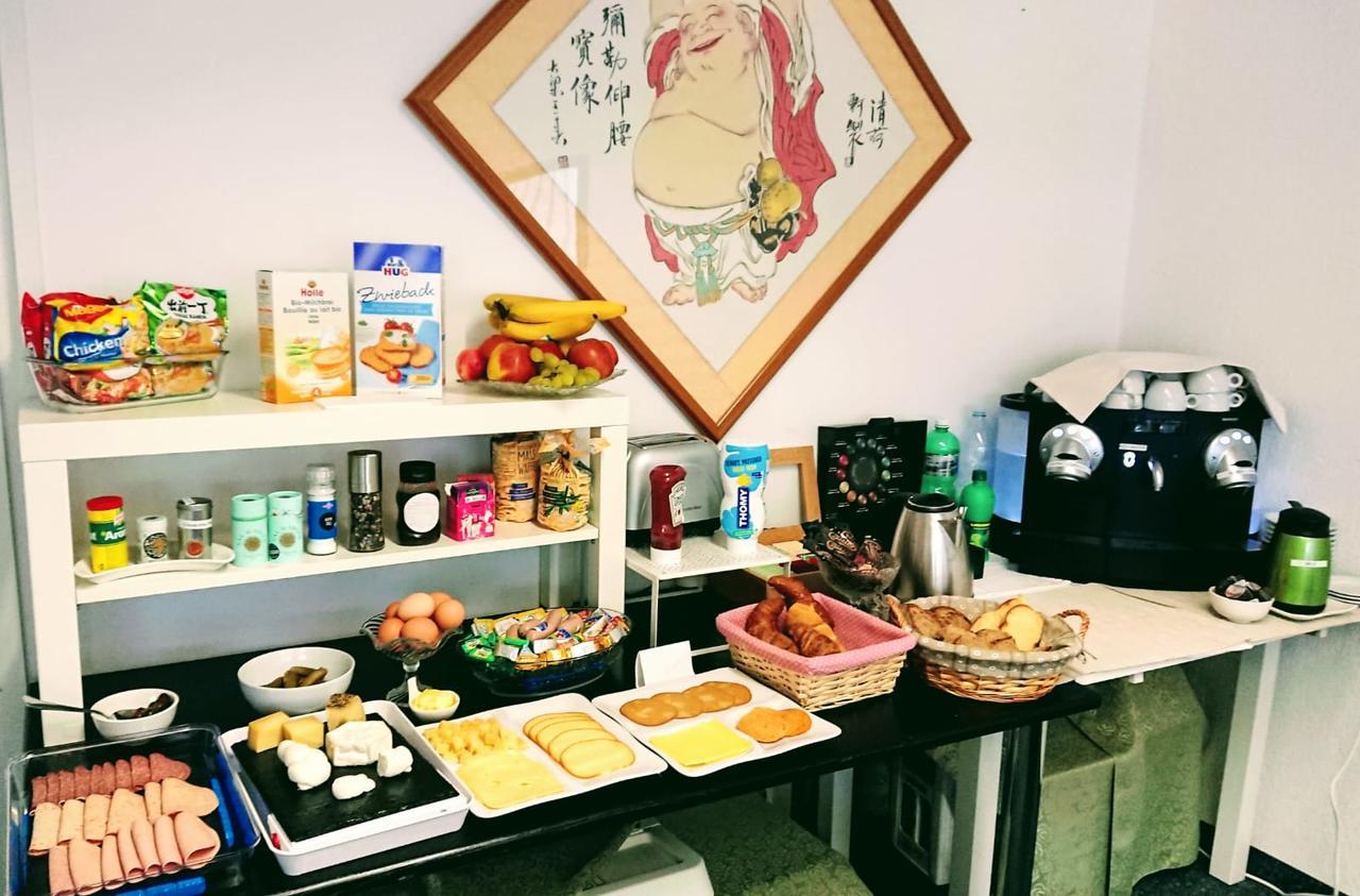 City Hotel ヴェッティンゲン エクステリア 写真